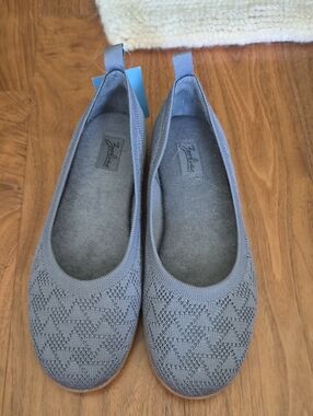 Zodiac Gray Knit Slip-On Ballet Flats